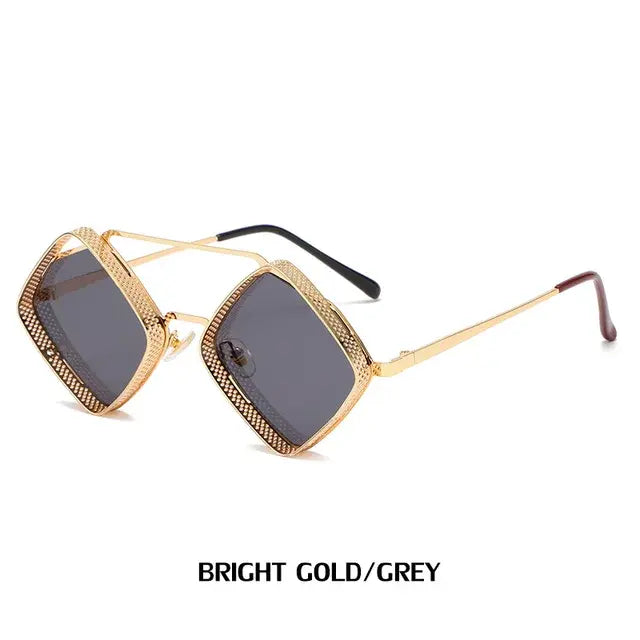 Steampunk Sunglasses New Retro Men Ladies Metal Hollow Frame Fashion Glasses Brand Designer High Quality Sunglasses UV400