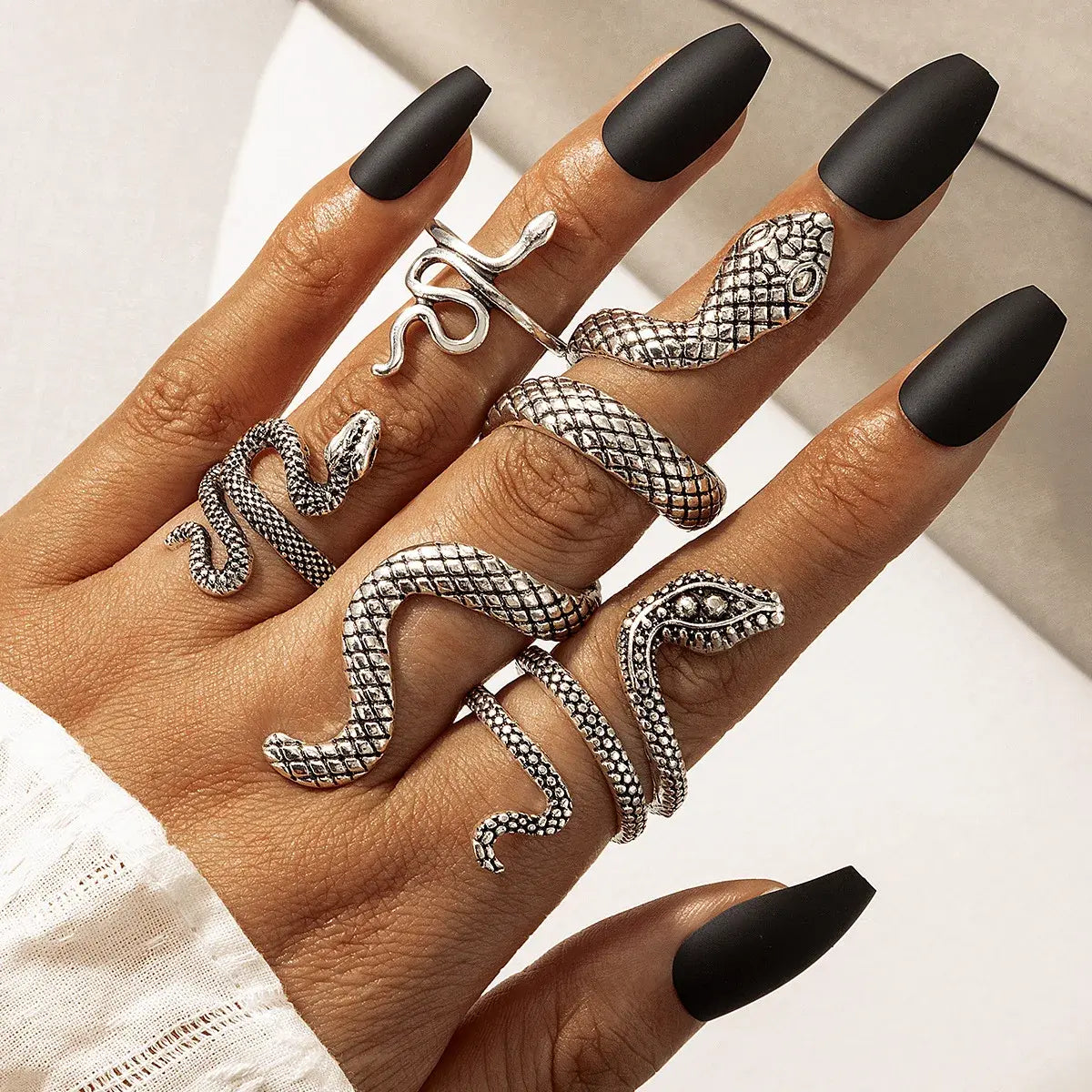 4pcs/set Gothic Snake Knuckle Finger  for Women 2022 New Punk Style Silver Color Metal Animal Ring  Jewelry набор колец