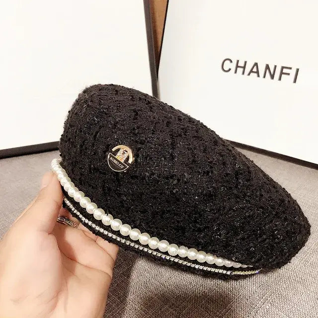 Autumn Luxury Design Pearl Chain Women's Beret Cotton Linen M Letter Casual Painter Hat Winter French Berets Hat Cap for Women